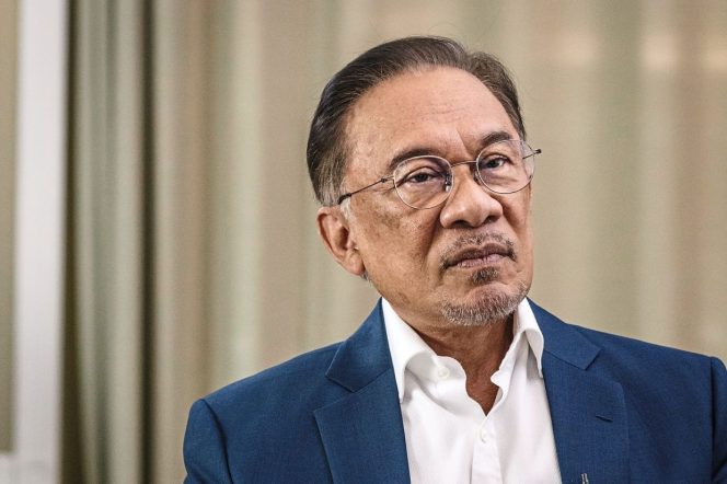 
 Anwar Ibrahim