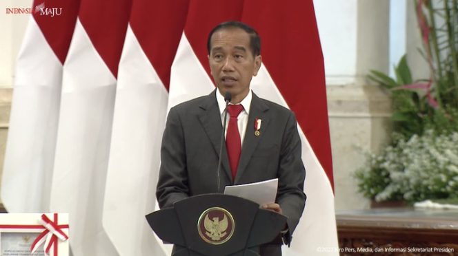 
 Presiden Jokowi