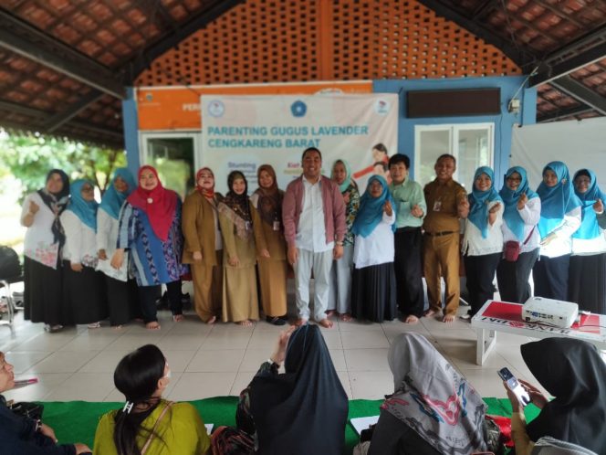 
 Pentingnya peran Himpaudi dalam mencetak karakter anak diusia dini di acara parenting gugus lavender cengkareng
