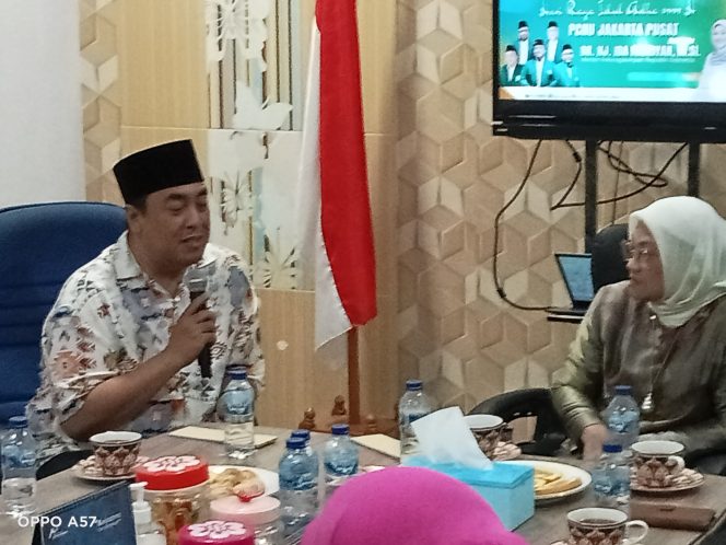 
 Gus Syaifuddin Menerima Kunjungan Dan Silahturahmi Dr. Hj. Ida Fauziyah, M.Si. Menteri Ketenagakerjaan
