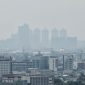 Indeks kualitas udara Jakarta di IQAir menunjukkan angka 152 yang masuk kategori tidak sehat. (CNN Indonesia/Andry Novelino)