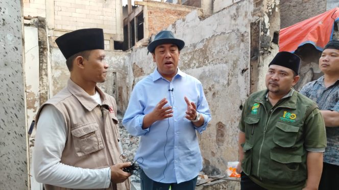 
 <em>Gus Syaifuddin Hadir Langsung Mendukung dan Mendorong Bantuan untuk Korban Kebakaran di Tambora</em>