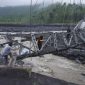 Jembatan putus akibat banjir lahar dingin Gunung Semeru (Foto: berbuatbaik.id)