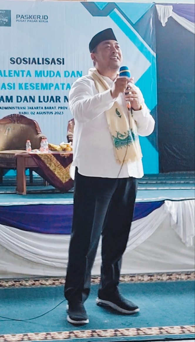 
 Viral Ucapan Rocky Gerung Dianggap Hina Jokowi, Gus Syaifuddin : Etika Adab Perlu Dalam Kritik