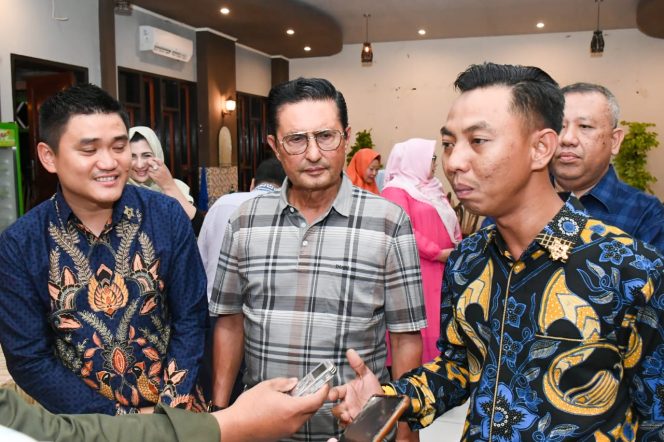 
 Parwis Nasution Idepreneurs Club (IC) Dialog Bisnis Dengan Fadel Muhammad