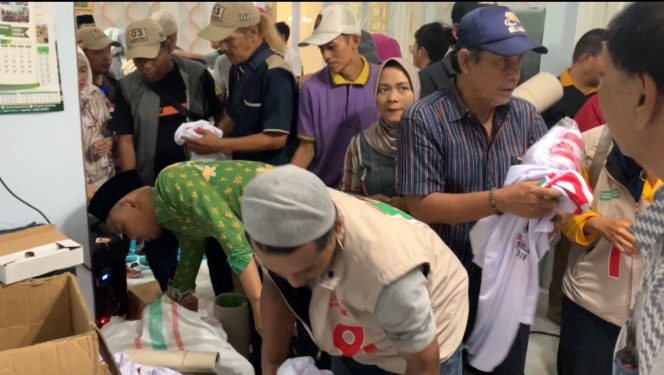 
 <br />Antusias Warga Terhadap APK Gus Syaifuddin DPD RI Nomor 18