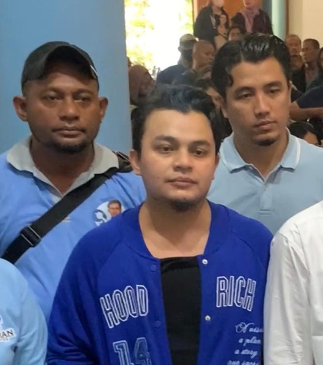 
 Berbagi Kacamata Baca Gratis Bintang : Agar Melihat Jelas Kertas Suara 14 Februari di TPS