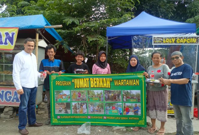 
 Sedekah 100 Nasi Boks ke Masjid, PROGRAM JUMAT BERKAH WARTAWAN Raih Dukungan dari Aktor Fendi ‘Brahma Kumbara’ Pradana