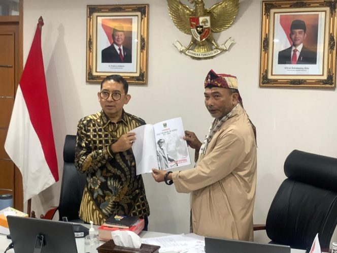 
 Menteri Kebudayaan Fadli Zon Dukung Pengusulan Syekh Sulaiman Ar-Rasuli sebagai Pahlawan Nasional