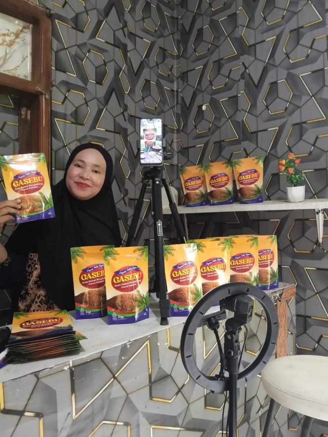 
 Rasakan Manfaat Pemberdayaan PNM, Produk Gula Aren Susanti Kini Dilirik Eksportir