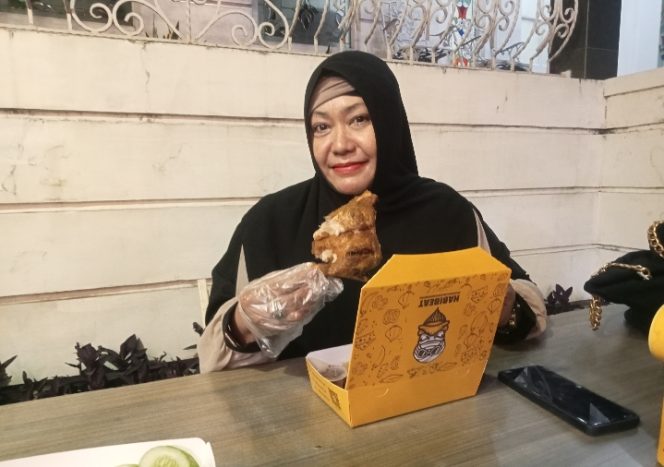 
 Sofie Azizah : Nasi Bebek Habibeat,Sesansi Nasi Wangi Bikin Nagih